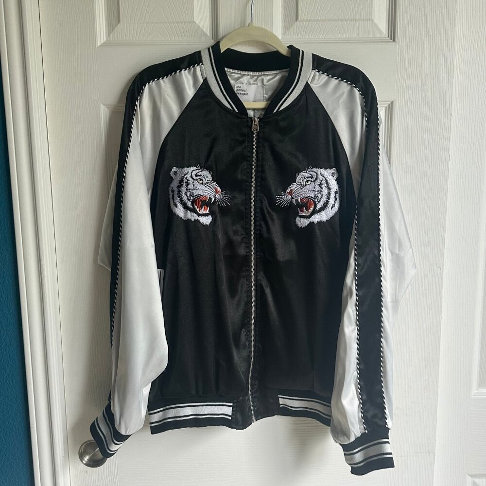 Satin Sukajan White Tiger Jacket EPTM Perfect Example Unisex L Streetwear